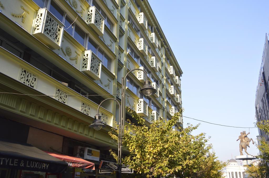 Hotel Square Скоп'є Екстер'єр фото