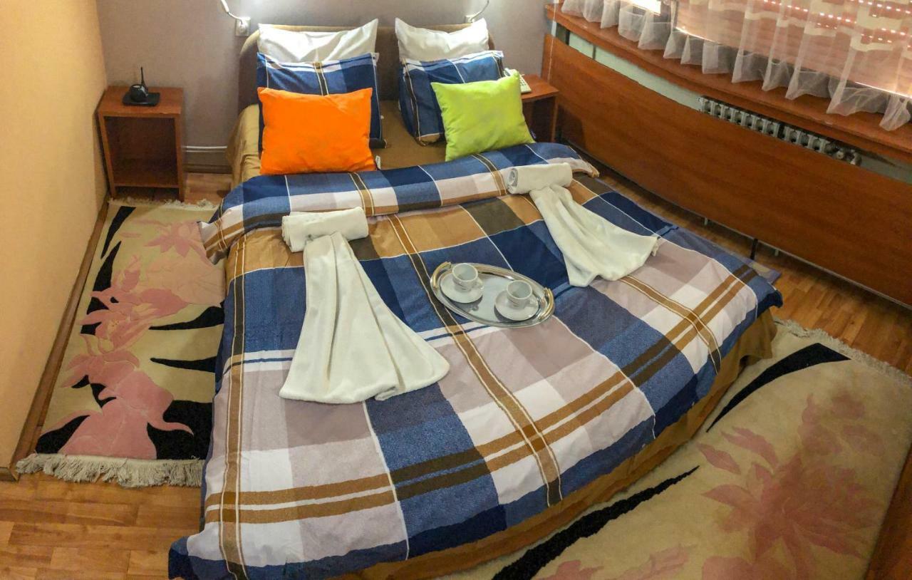 Hotel Square Скоп'є Екстер'єр фото